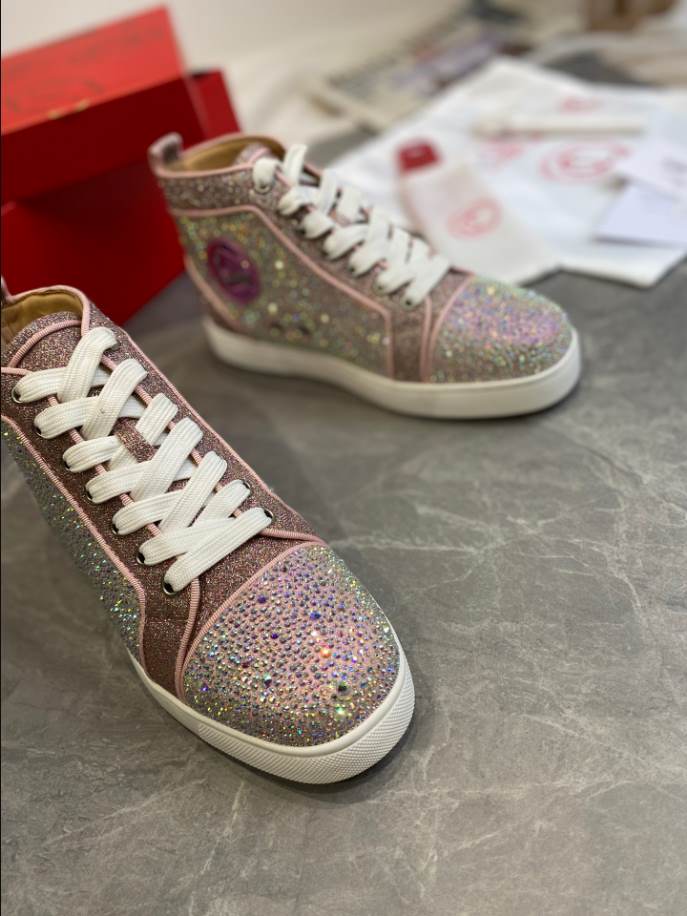 Christian Louboutin Low Top Rose Sneaker – CLS052