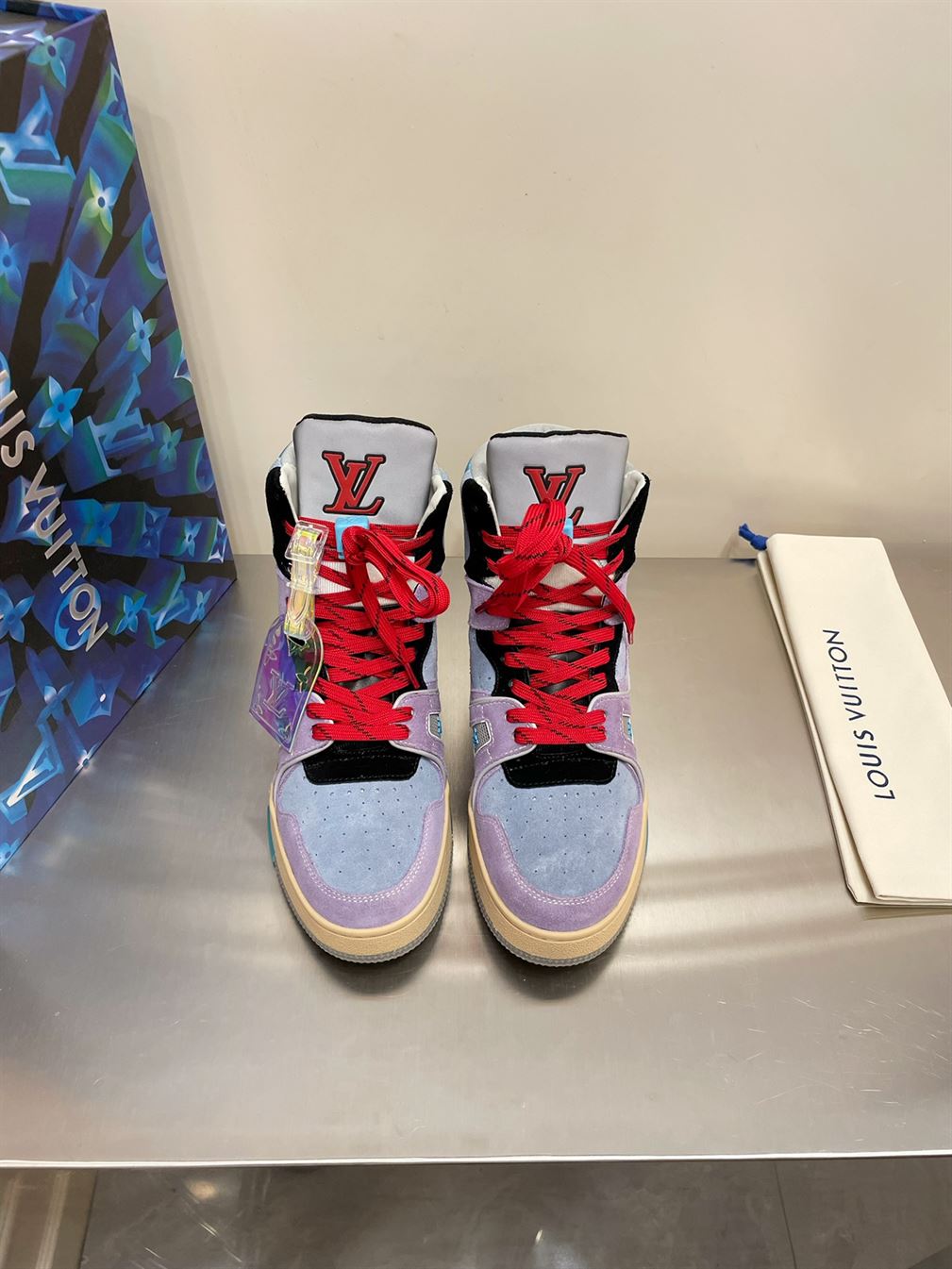 LOUIS VUITTON LV TRAINER SNEAKER BOOT – LVS069