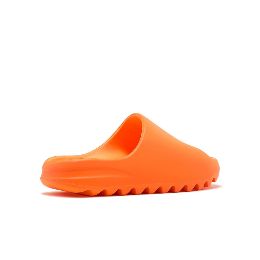 Yeezy Slides ‘Enflame Orange’