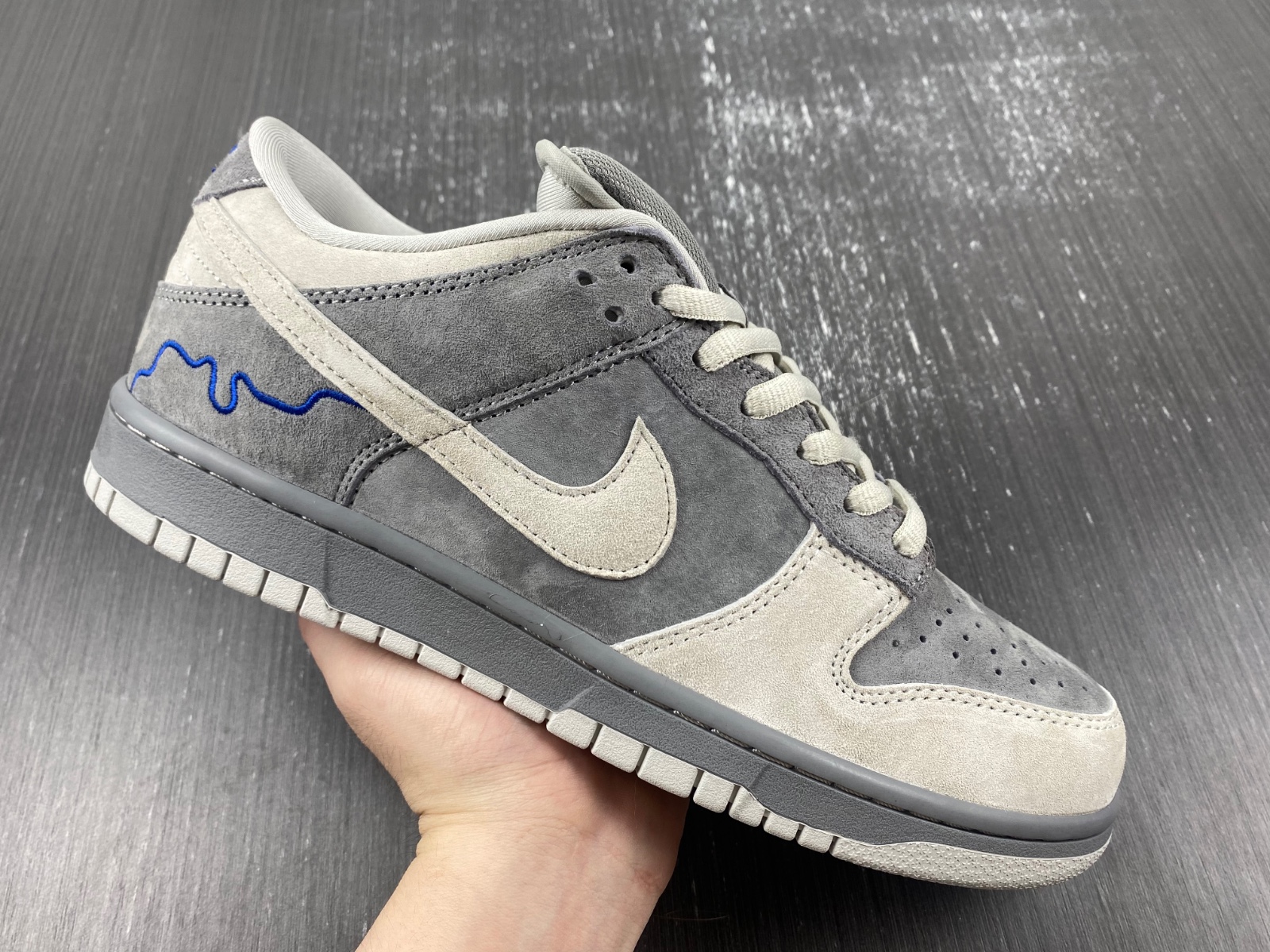 Nike SB Dunk Low London