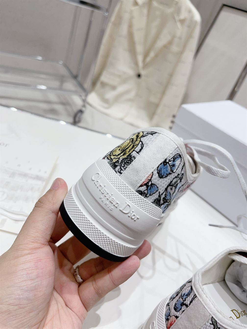 DIOR WALK’N’DIOR PLATFORM SNEAKER – DO112