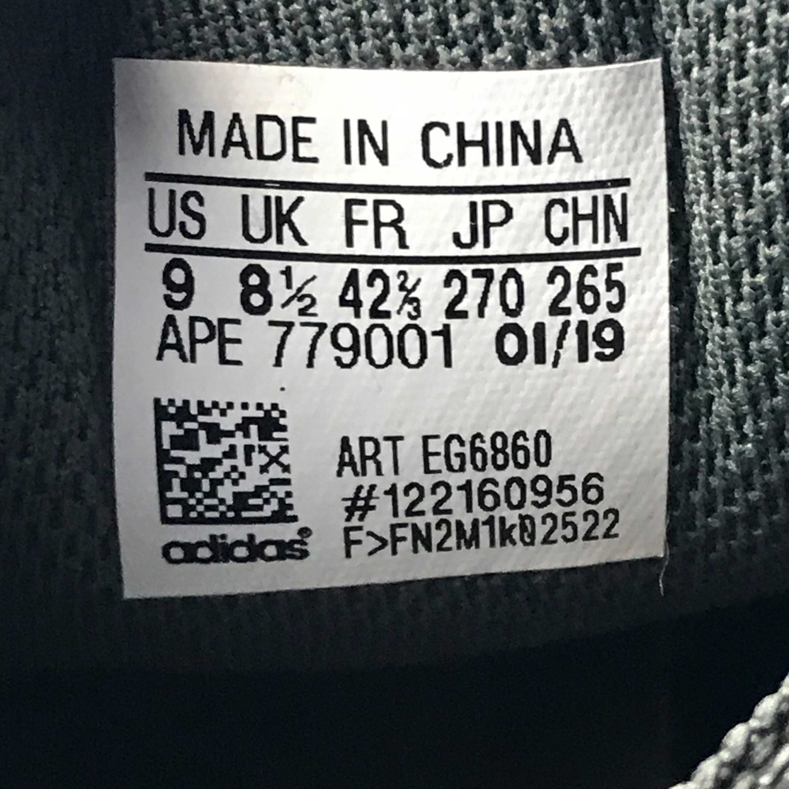 adidas Yeezy Boost 700 V2 Geode