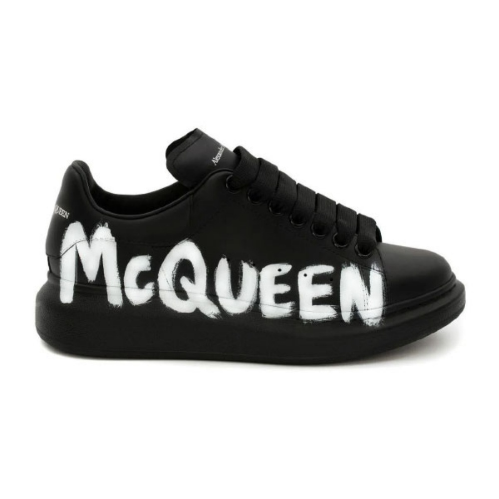 ALEXANDER MCQUEEN GRAFFITI OVERSIZED SNEAKER IN BLACK – ALD021
