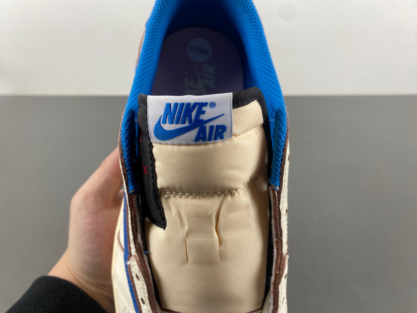 Travis Scott x Air Jordan 1 White Blue Fragment (2025)