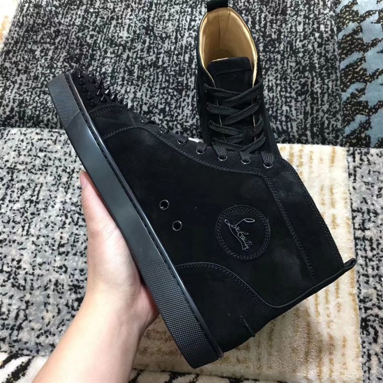 CHRISTIAN LOUBOUTIN HIGH TOP SNEAKER – CLS010