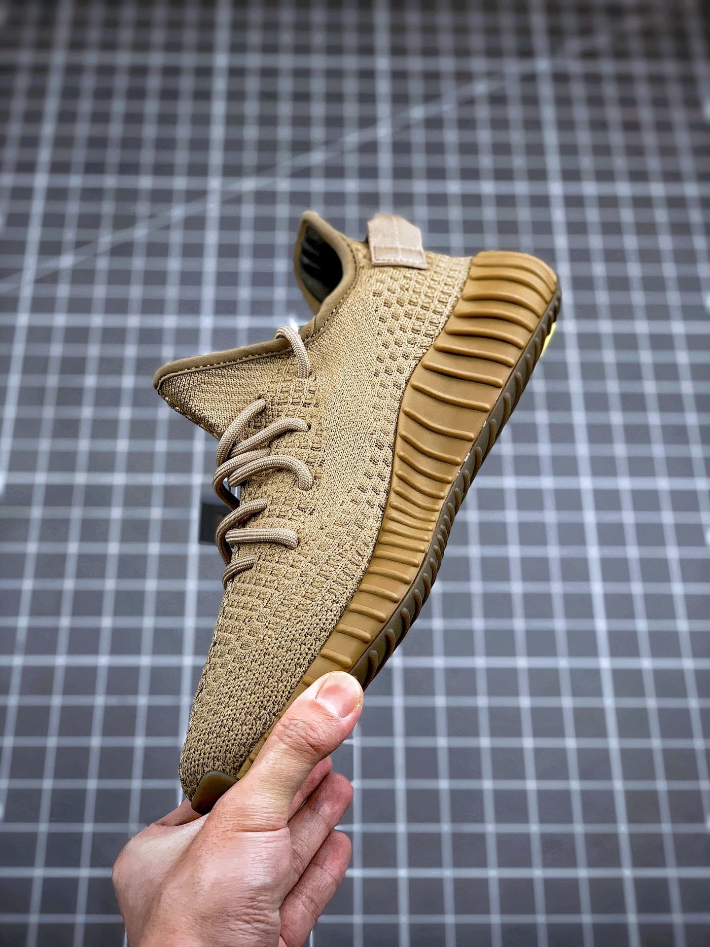 Adidas Yeezy Boost 350 V2 Earth