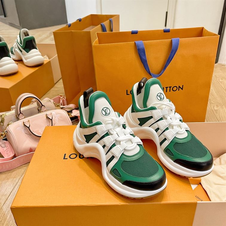 LOUIS VUITTON ARCHLIGHT TRAINERS – LVS099