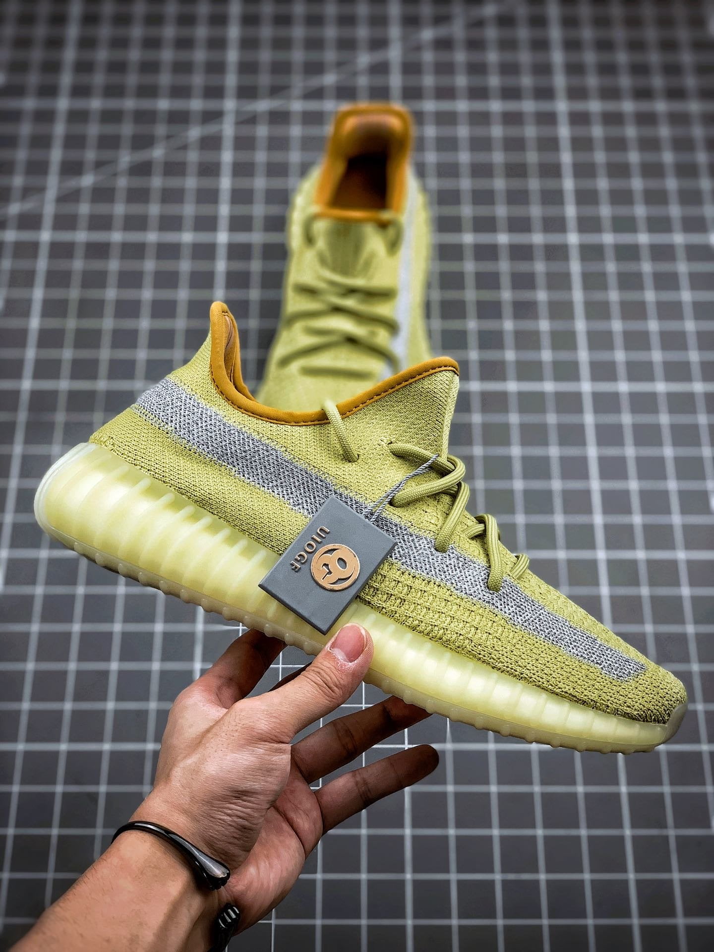 Adidas Yeezy Boost 350 V2 Marsh