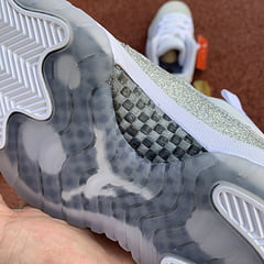 Air Jordan 11 Retro White Metallic Silver
