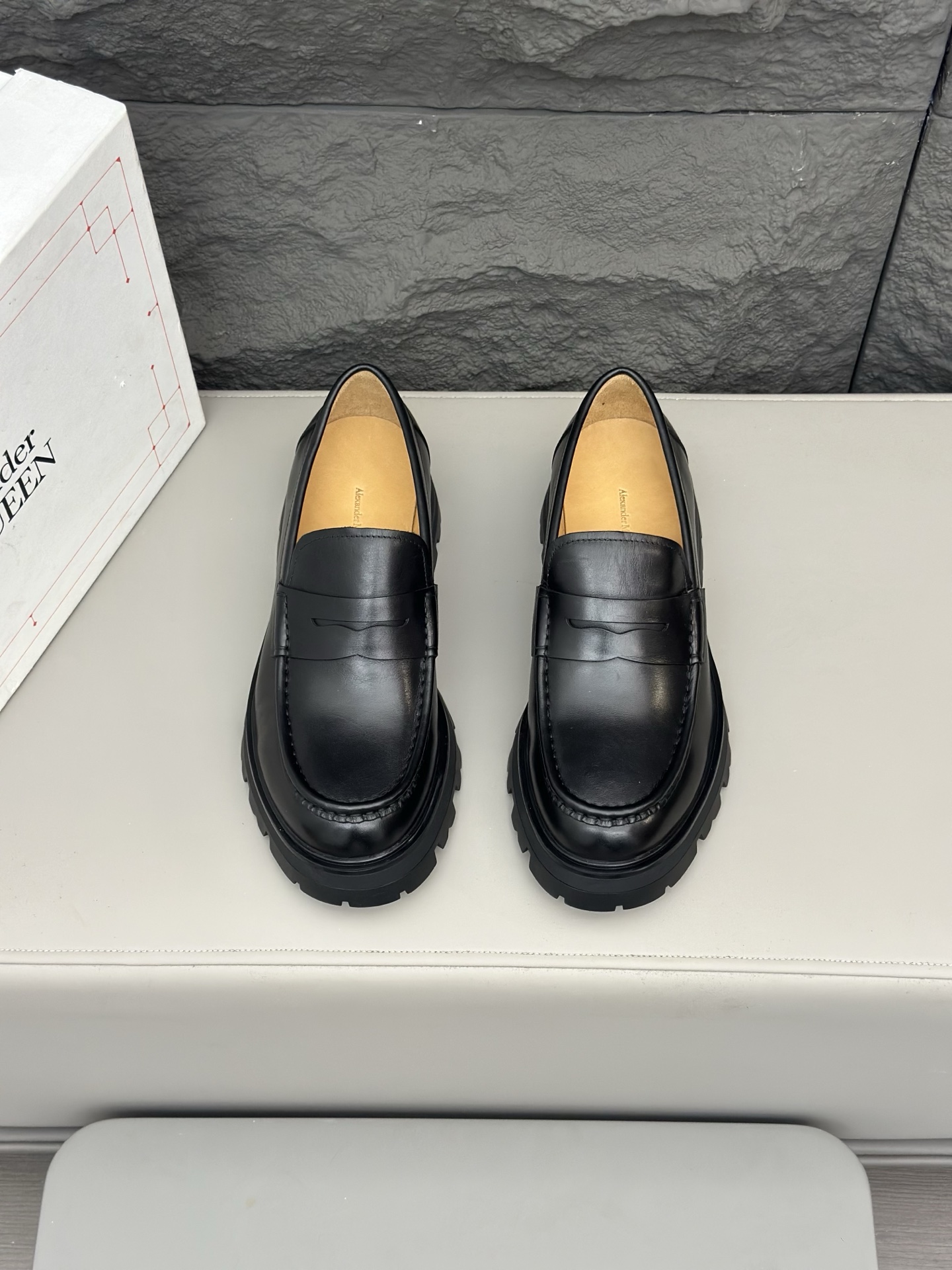 ALEXANDER MCQUEEN new men's derby shoes