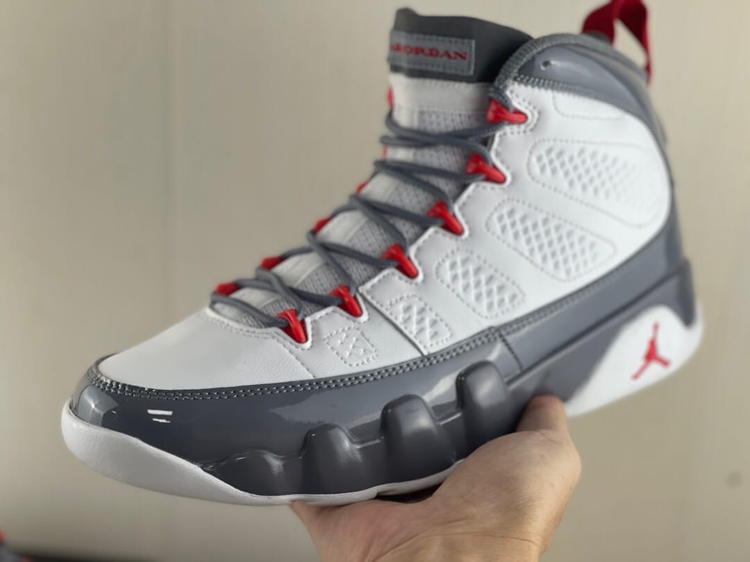 Jordan 9 Retro Fire Red