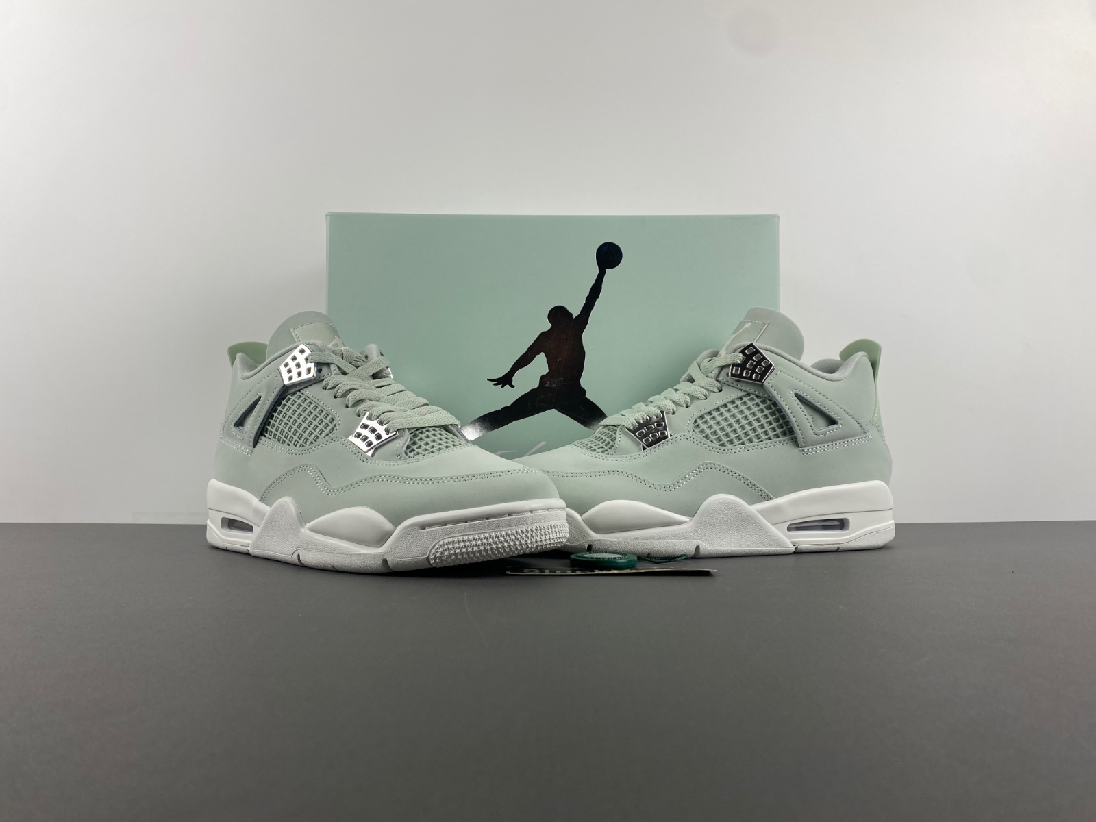 Air Jordan 4 Retro Seafoam Sail