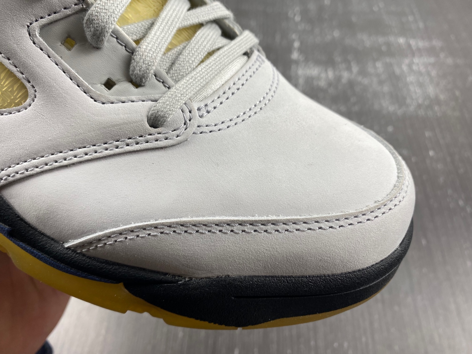 Jordan 5 Retro A Ma Maniére Dawn