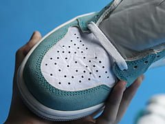 Air Jordan 1 Retro High OG ‘Turbo Green’