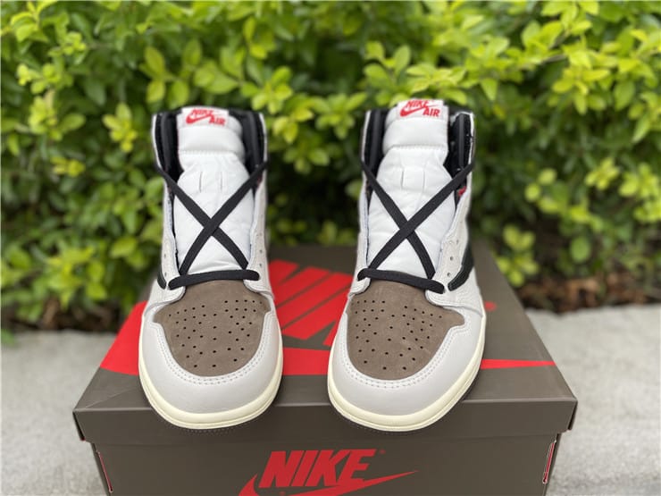 Jordan 1 Retro High Travis Scott Reverse Mocha