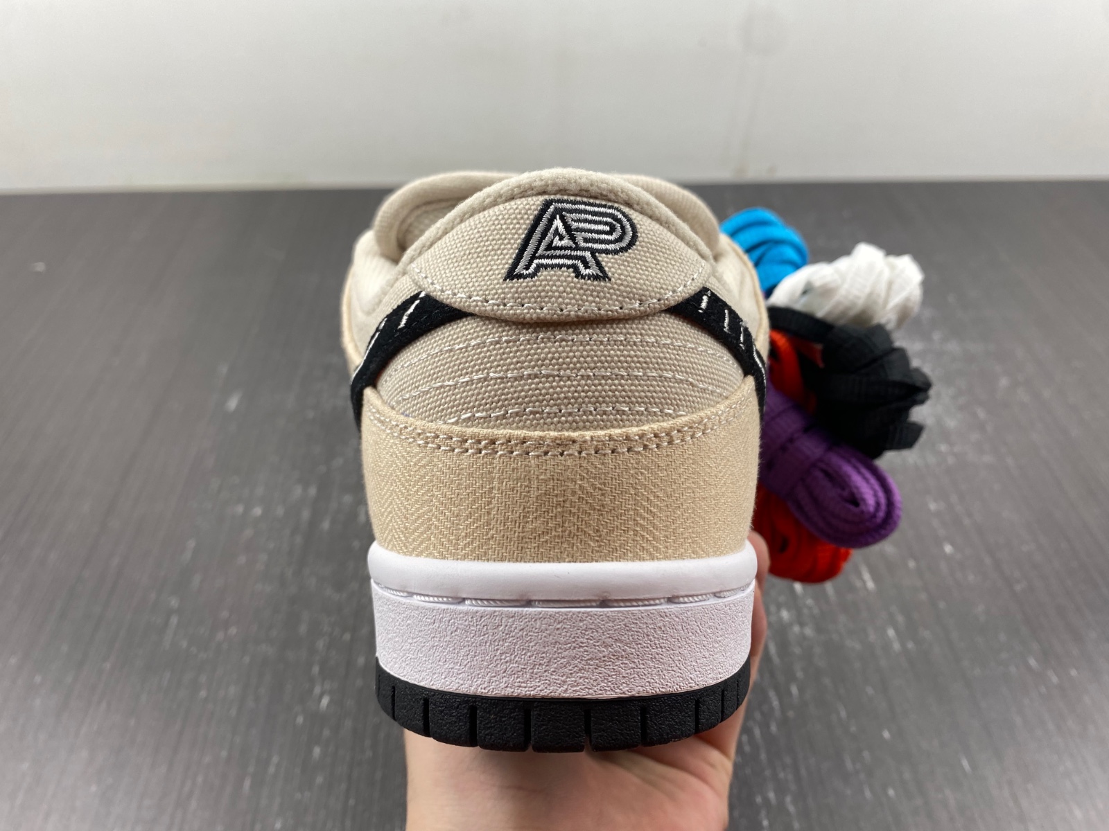 Albino & Preto x Nike Dunk SB Low