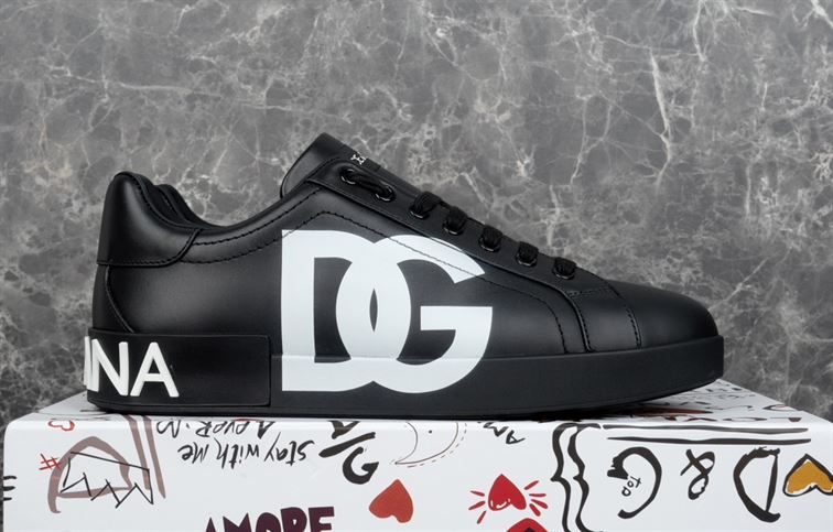 DOLCE & GABBANA PORTOFINO DG SNEAKERS IN BLACK – DG025