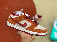 Nike SB Dunk Low Pro Dark Russet Cedar