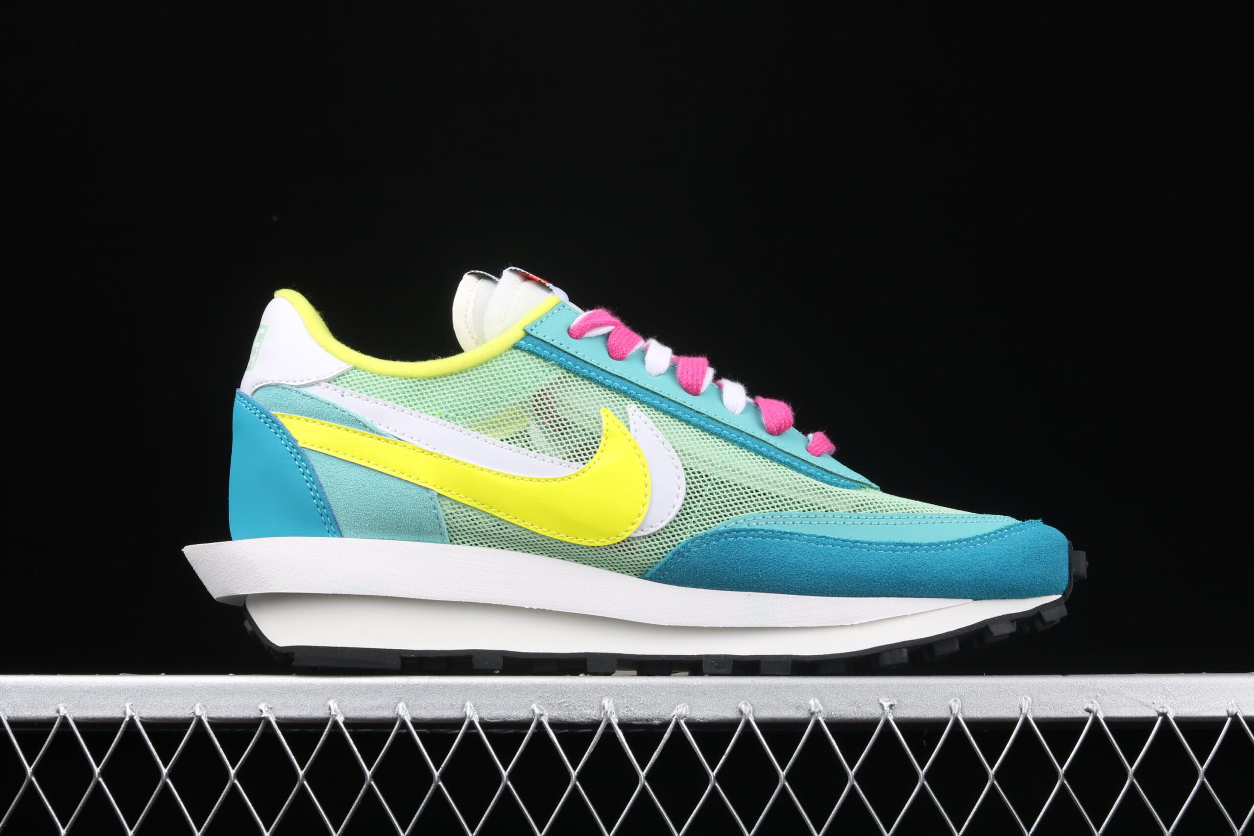 Nike LDV Waffle, Sacai Blue Green Yellow White