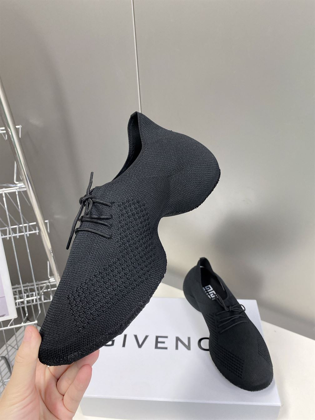 GIVENCHY TK-360 SNEAKERS IN KNIT – GVC007