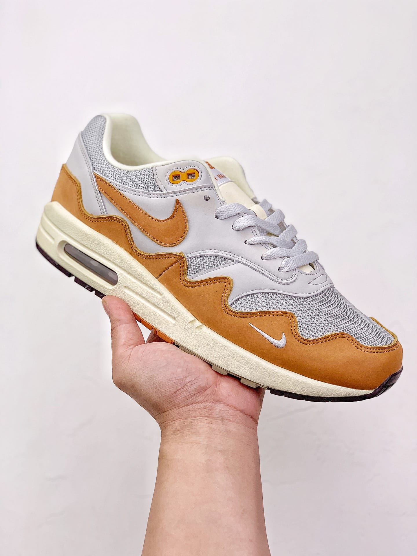 Nike Air Max 1 Patta Waves Monarch