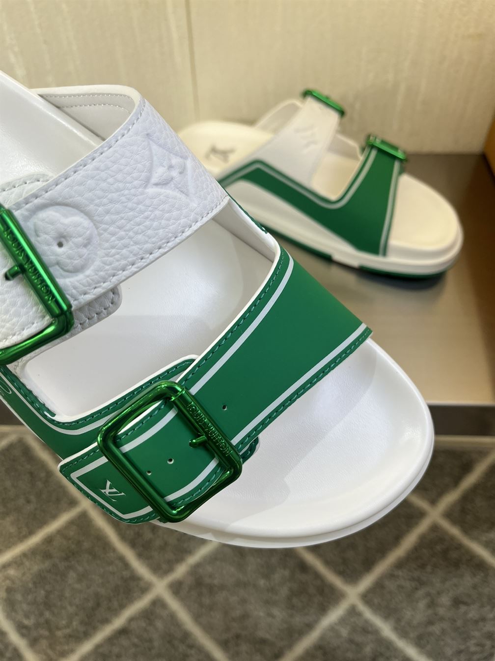 LOUIS VUITTON LV TRAINER MULES – LVSD023