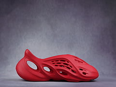 Adidas Yeezy Foam RNNR Vermillion