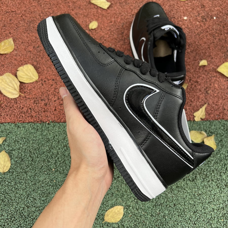 Nike Air Force 1 Low ’07 LX Hello Black