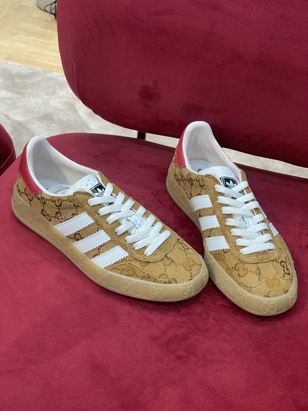 GUCCI X ADIDAS MENS GAZELLE SNEAKER – GCC025