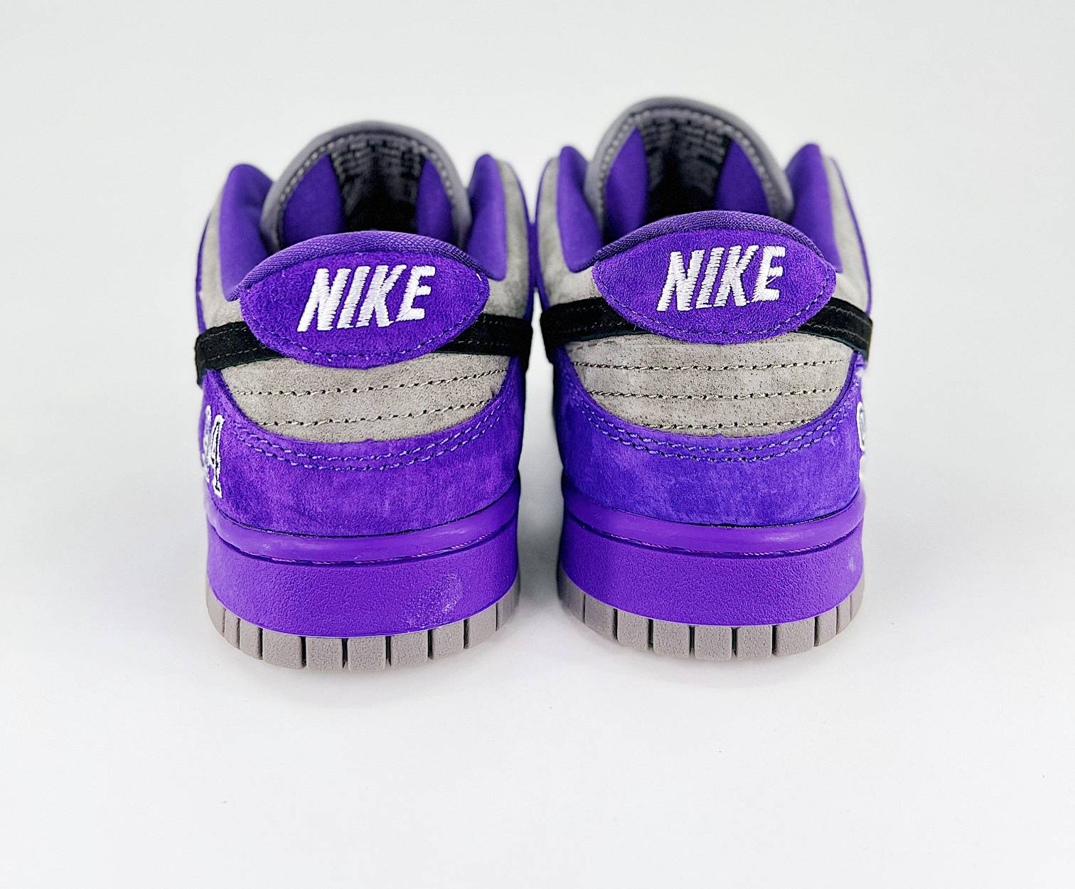 Supreme x Nike SB Dunk Low Pack Purple