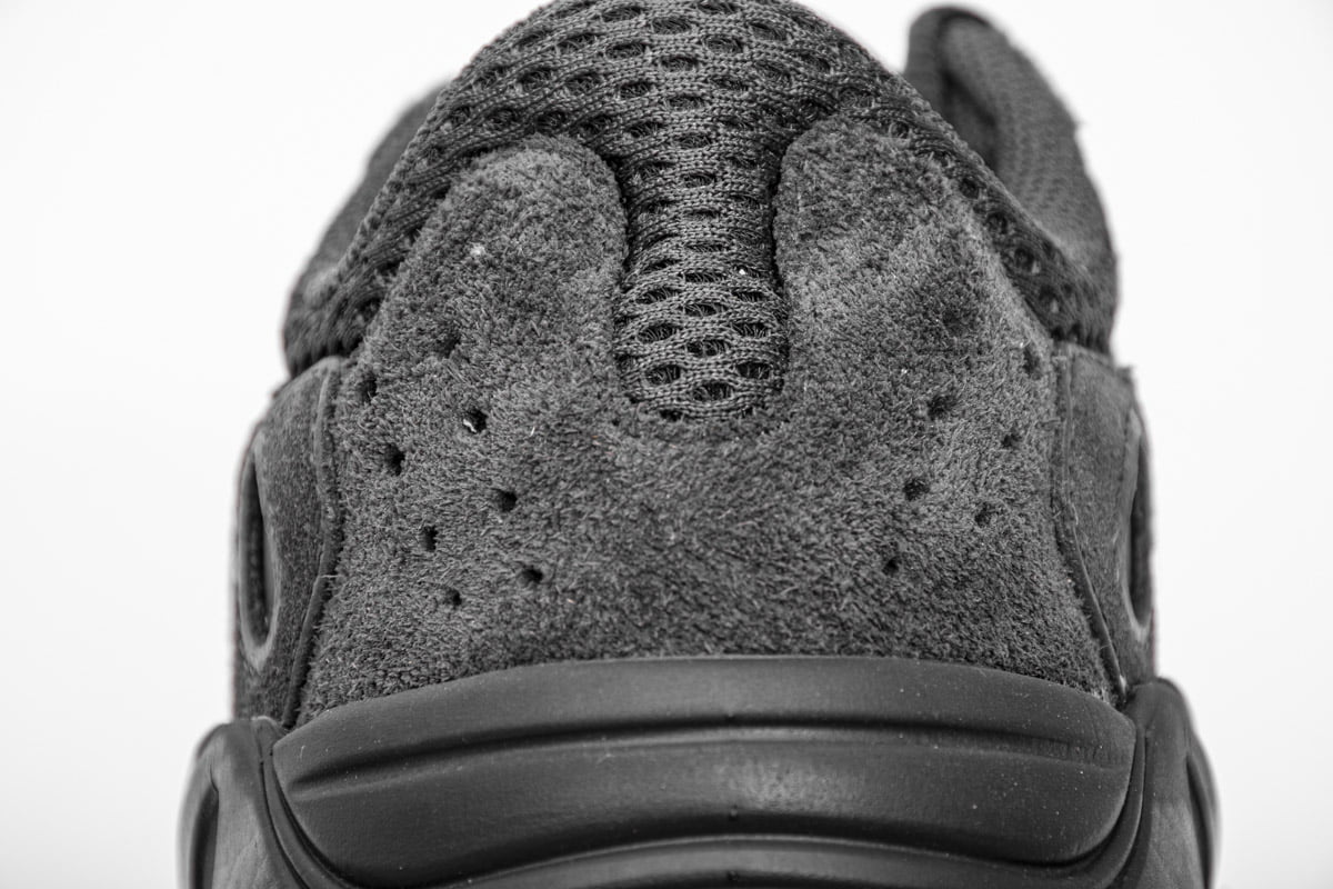 adidas Yeezy Boost 700 Utility Black