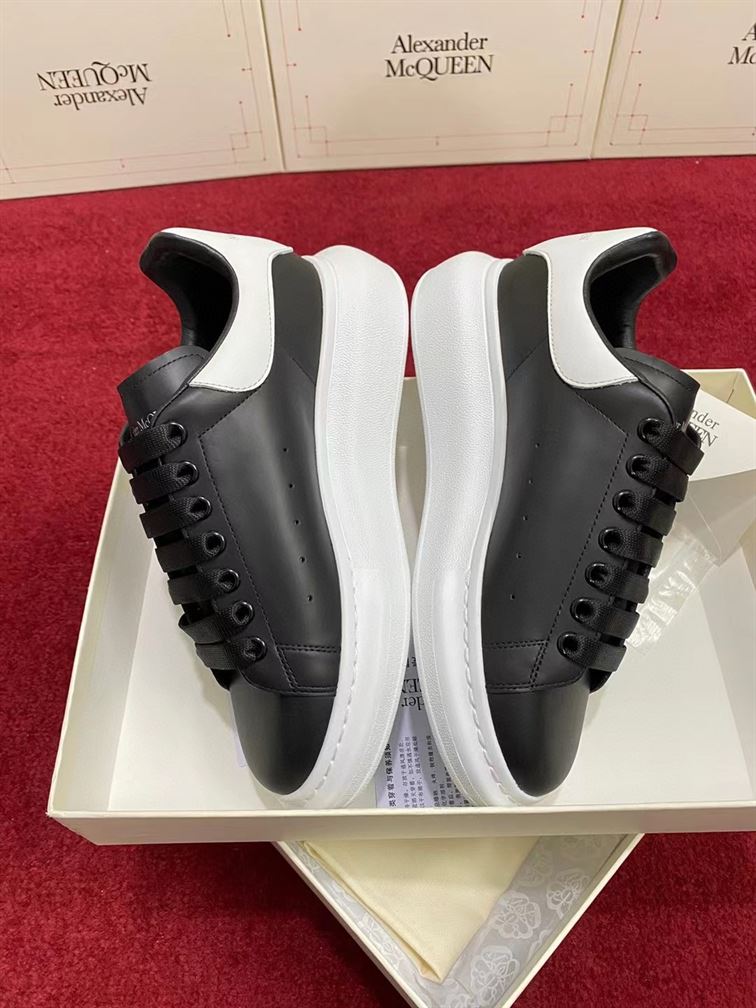ALEXANDER MCQUEEN SNEAKER – ALD008