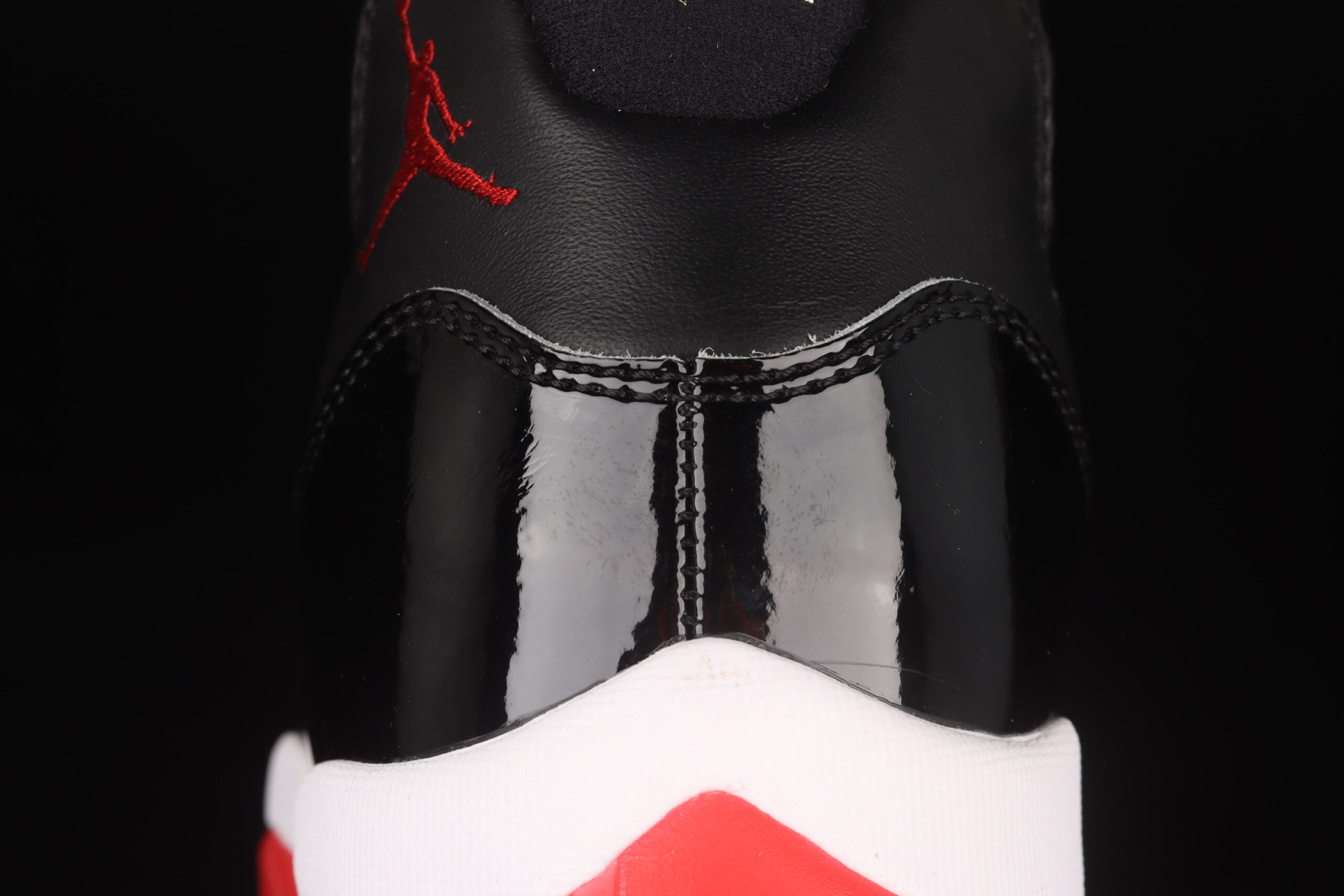 Jordan 11 Retro Playoffs Bred Extended Size