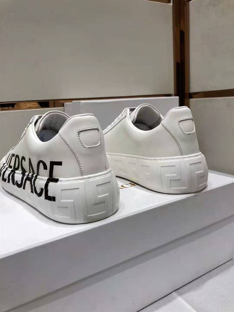 VERSACE GRECA LOGO SNEAKERS – VSS012