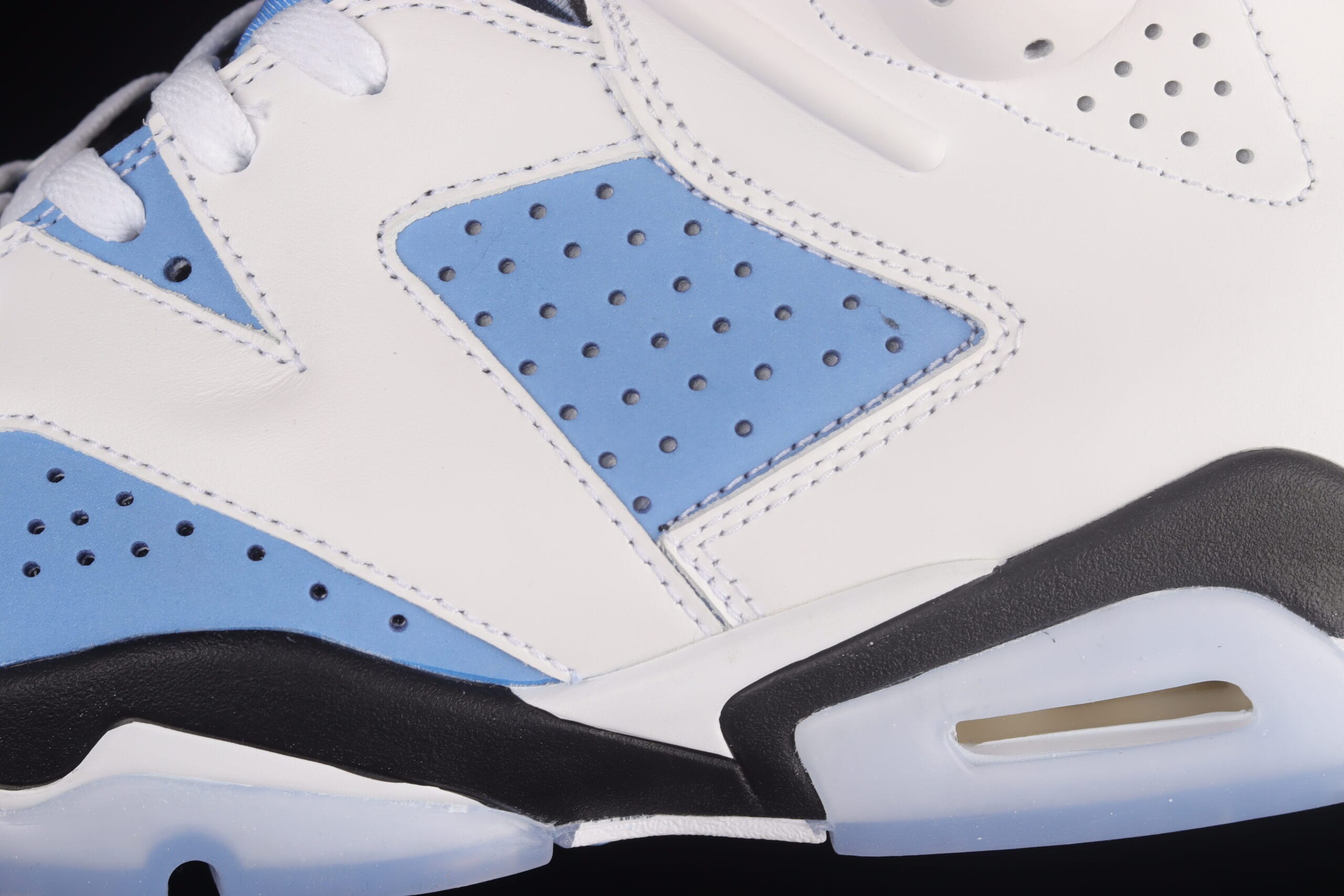 Air Jordan 6 Retro UNC White