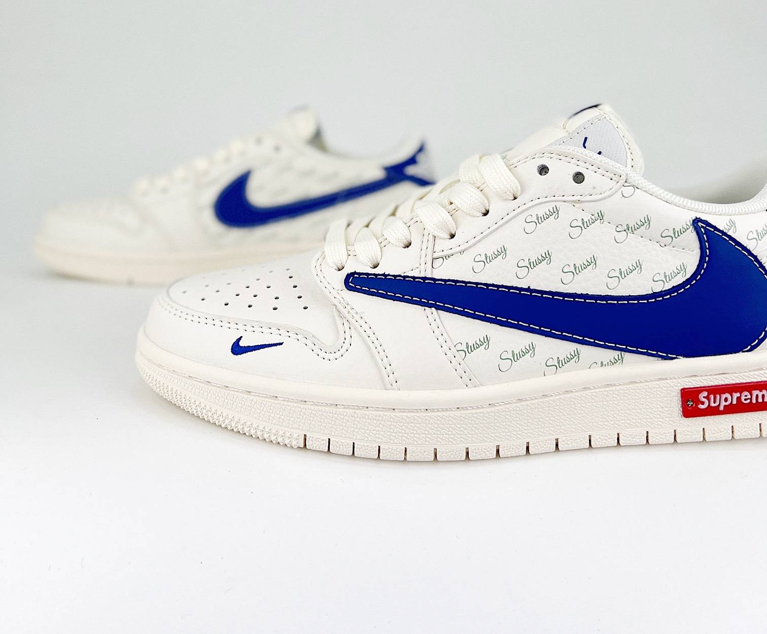 Travis Scott x Air Jordan 1 Retro Low Custom