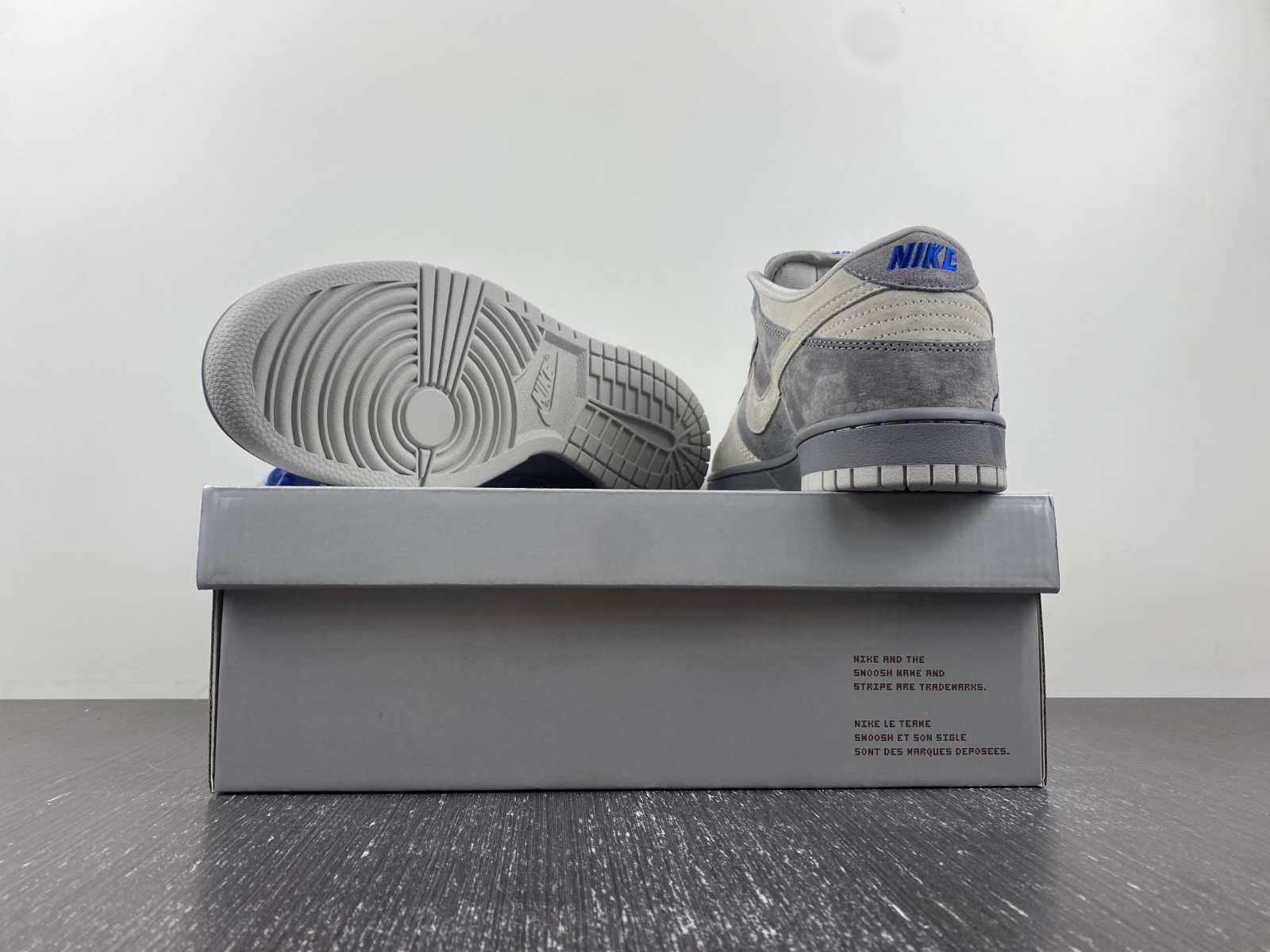 Nike SB Dunk Low London