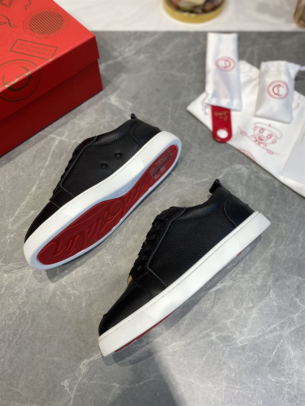 CHRISTIAN LOUBOUTIN RANTULOW SNEAKERS – CLS030