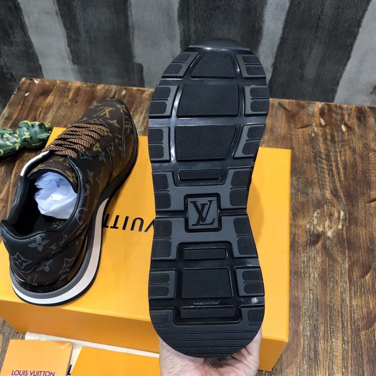 LOUIS VUITTON RUN AWAY SNEAKERS IN SLIVER – LVS008