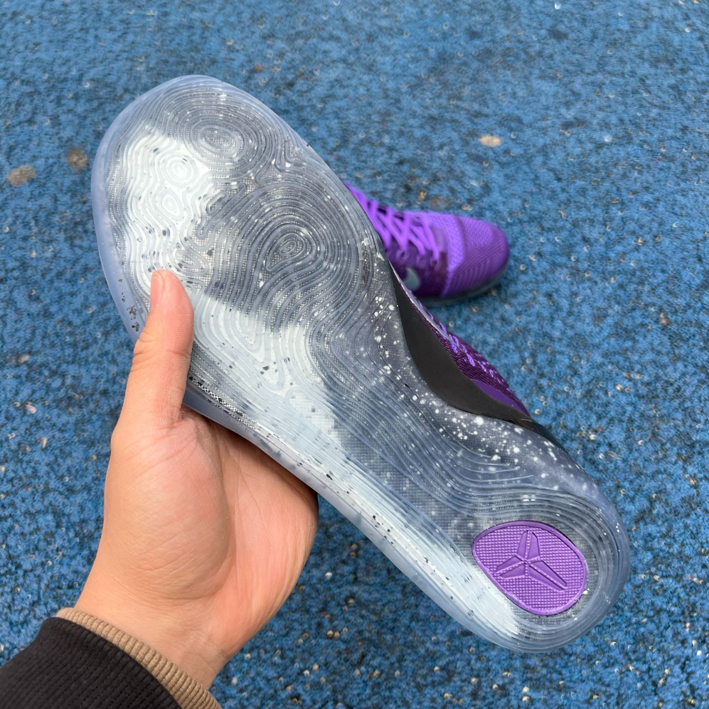 Nike Kobe 9 Elite Low Protro “Moonwalker”