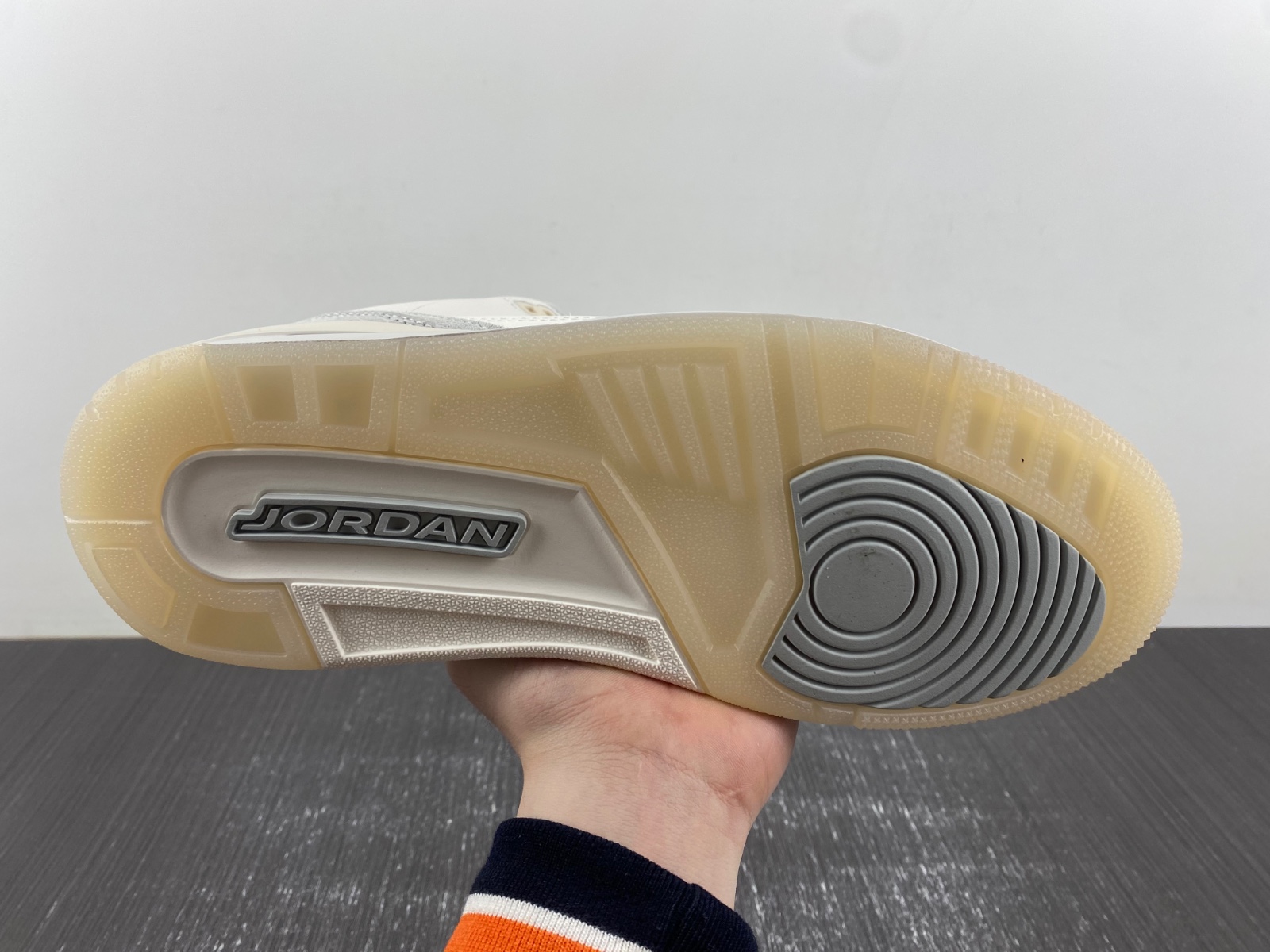 Air Jordan 3 Retro SE Craft Ivory