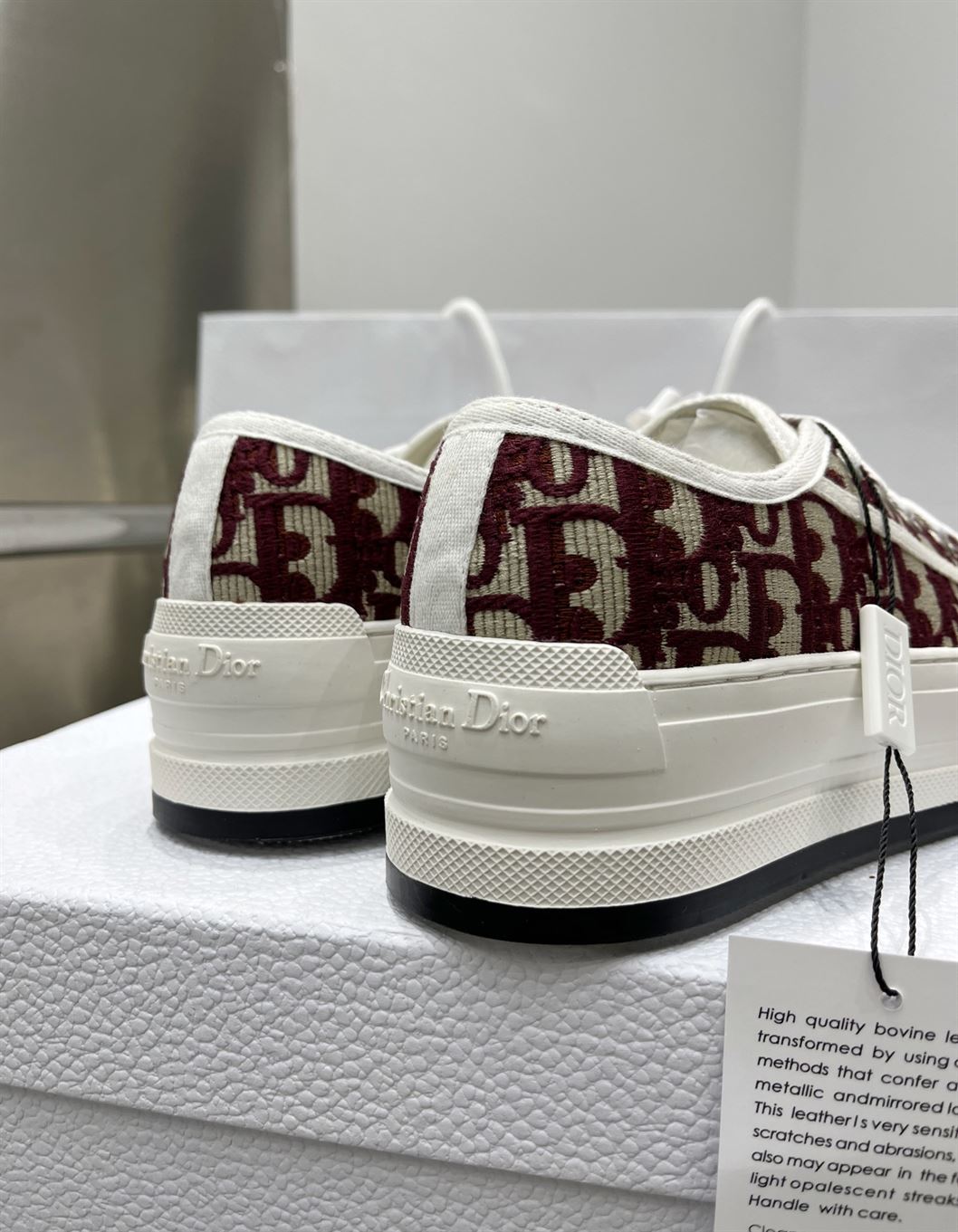 DIOR WALK’N’DIOR SNEAKER – DO126