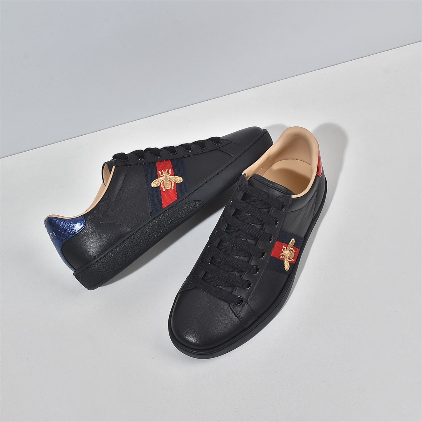 GUCCI MENS ACE EMBROIDERED SNEAKER – GCC026