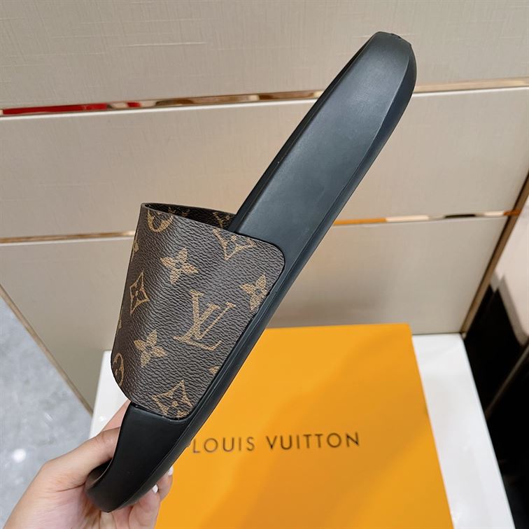 LOUIS VUITTON WATERFRONT MULE – LVSD028