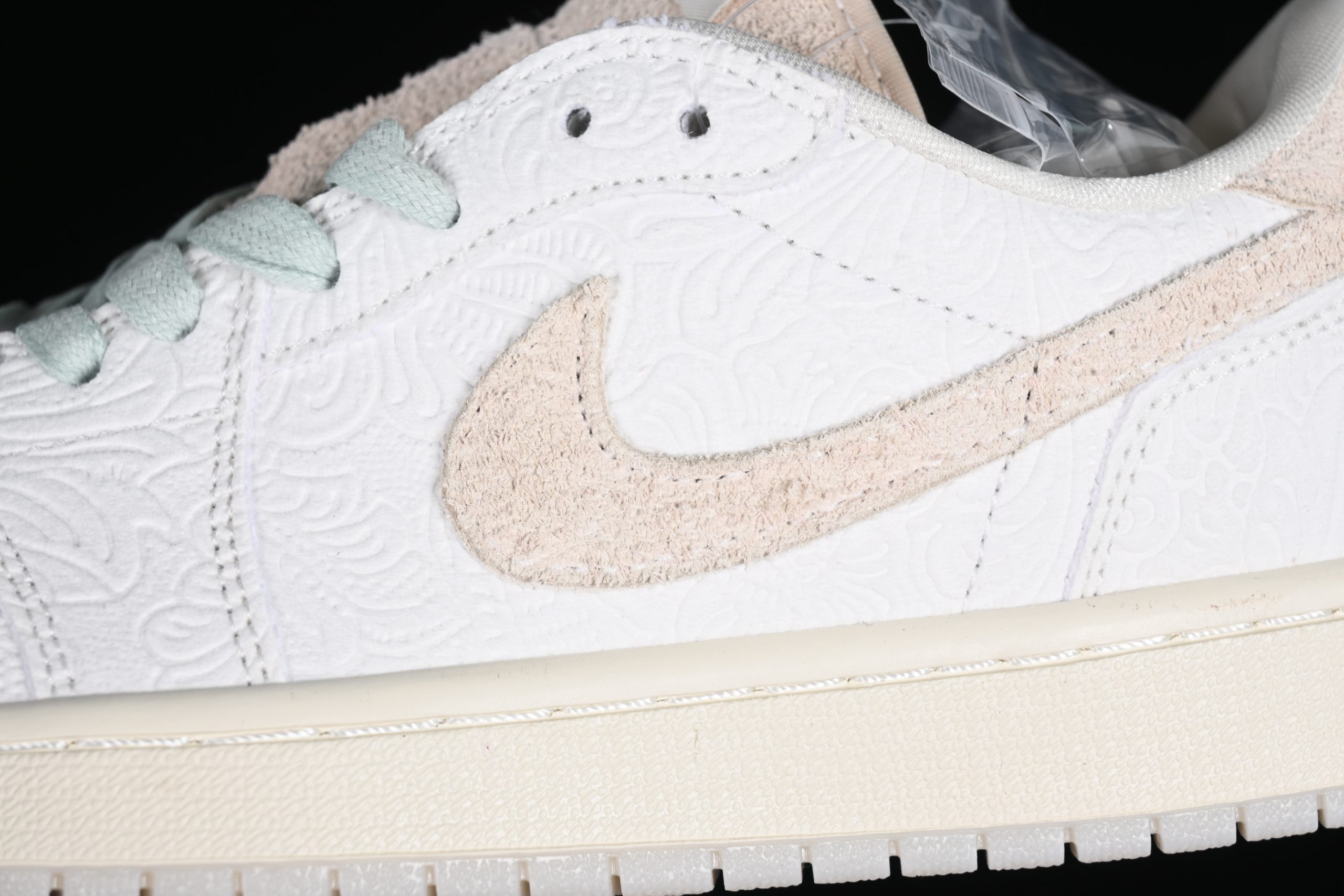 Chris Paul x Air Jordan 1 Low OG “Give Them Flowers”