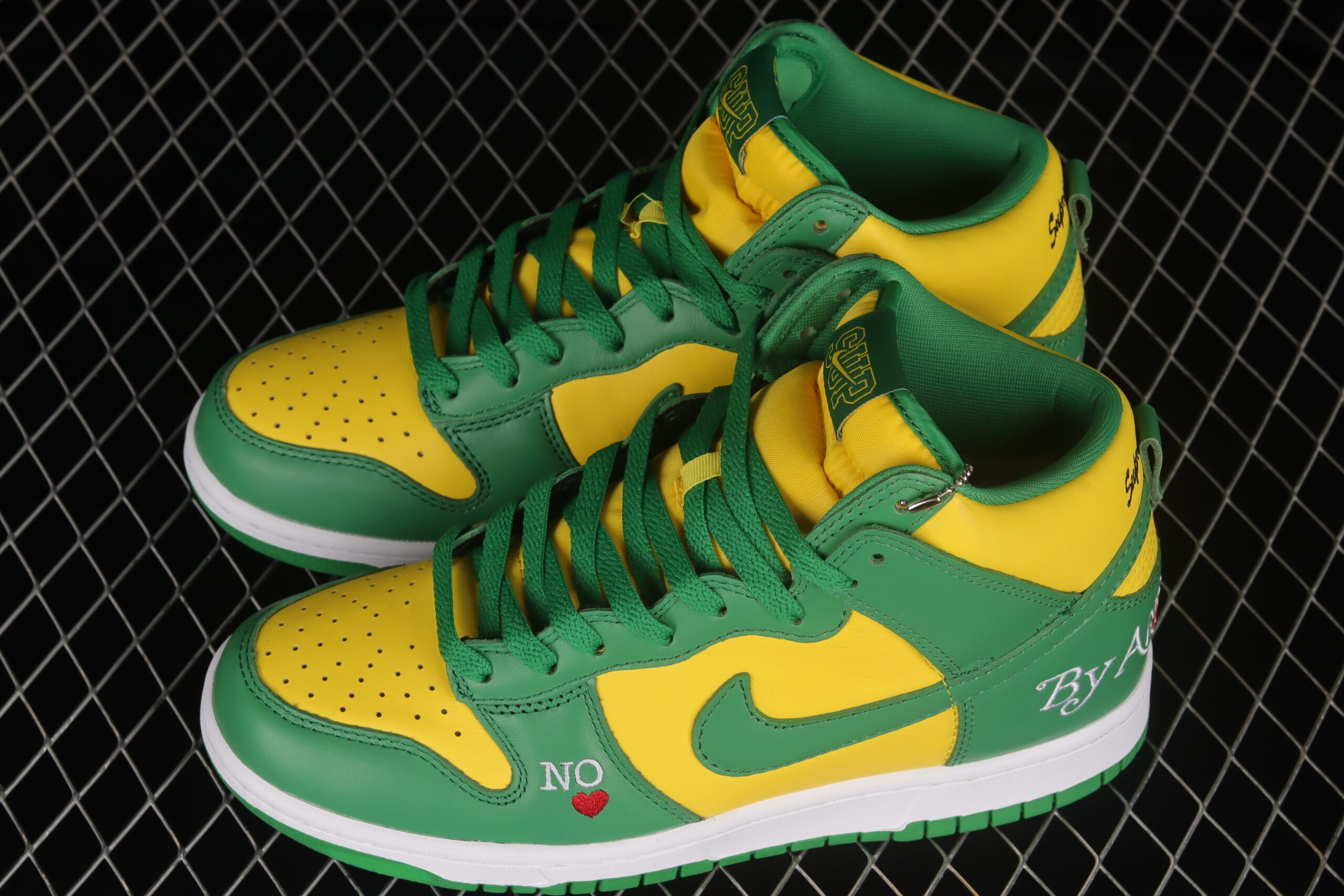 Nike SB Dunk High, Supreme By Any Means Brazil