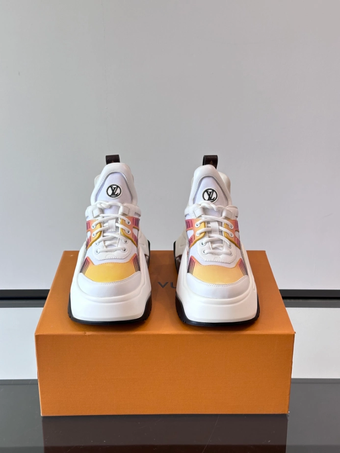 Louis Vuitton Archlight Sneaker – LVS216