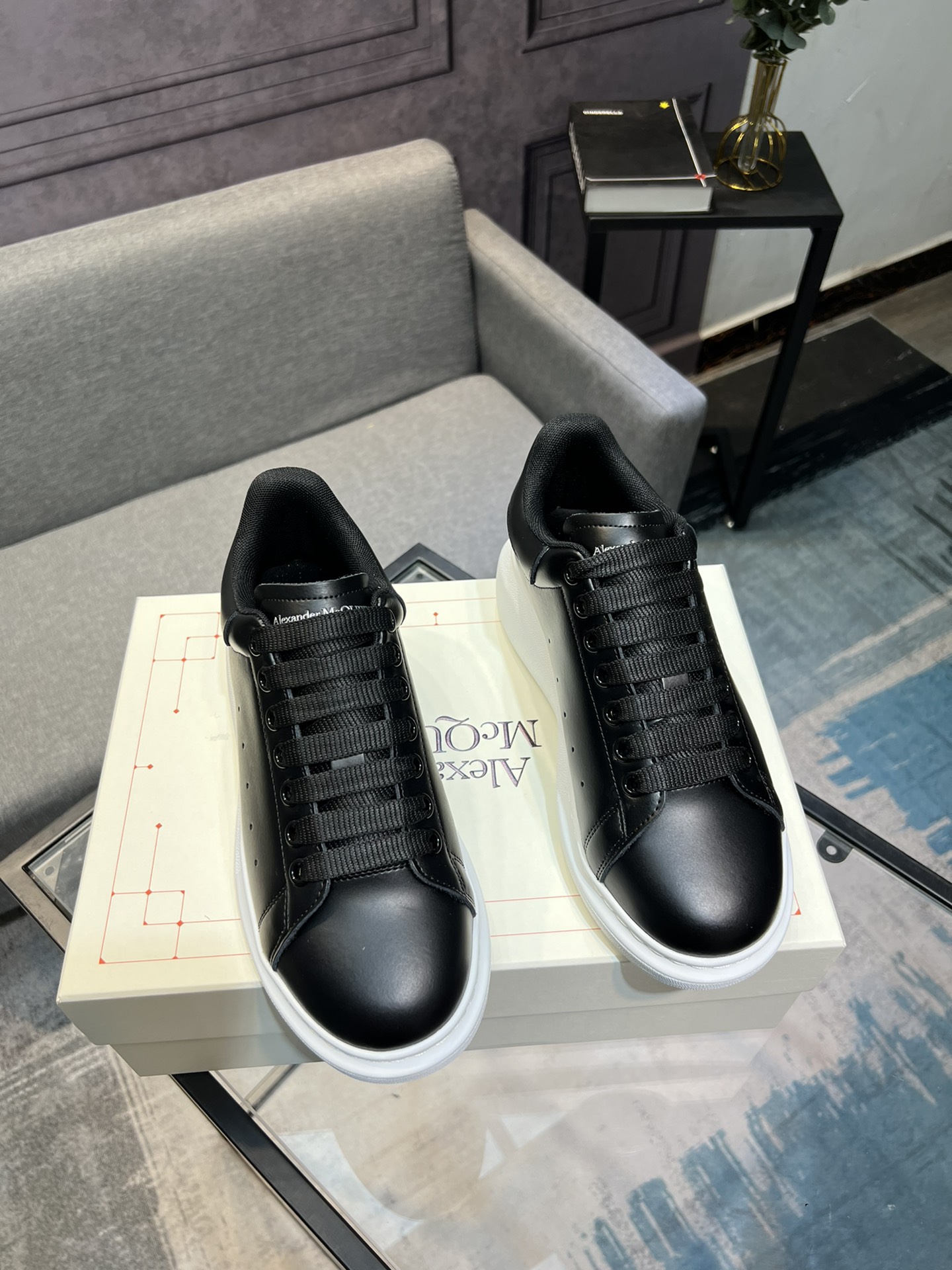 Alexander McQUEEN authentic unboxing