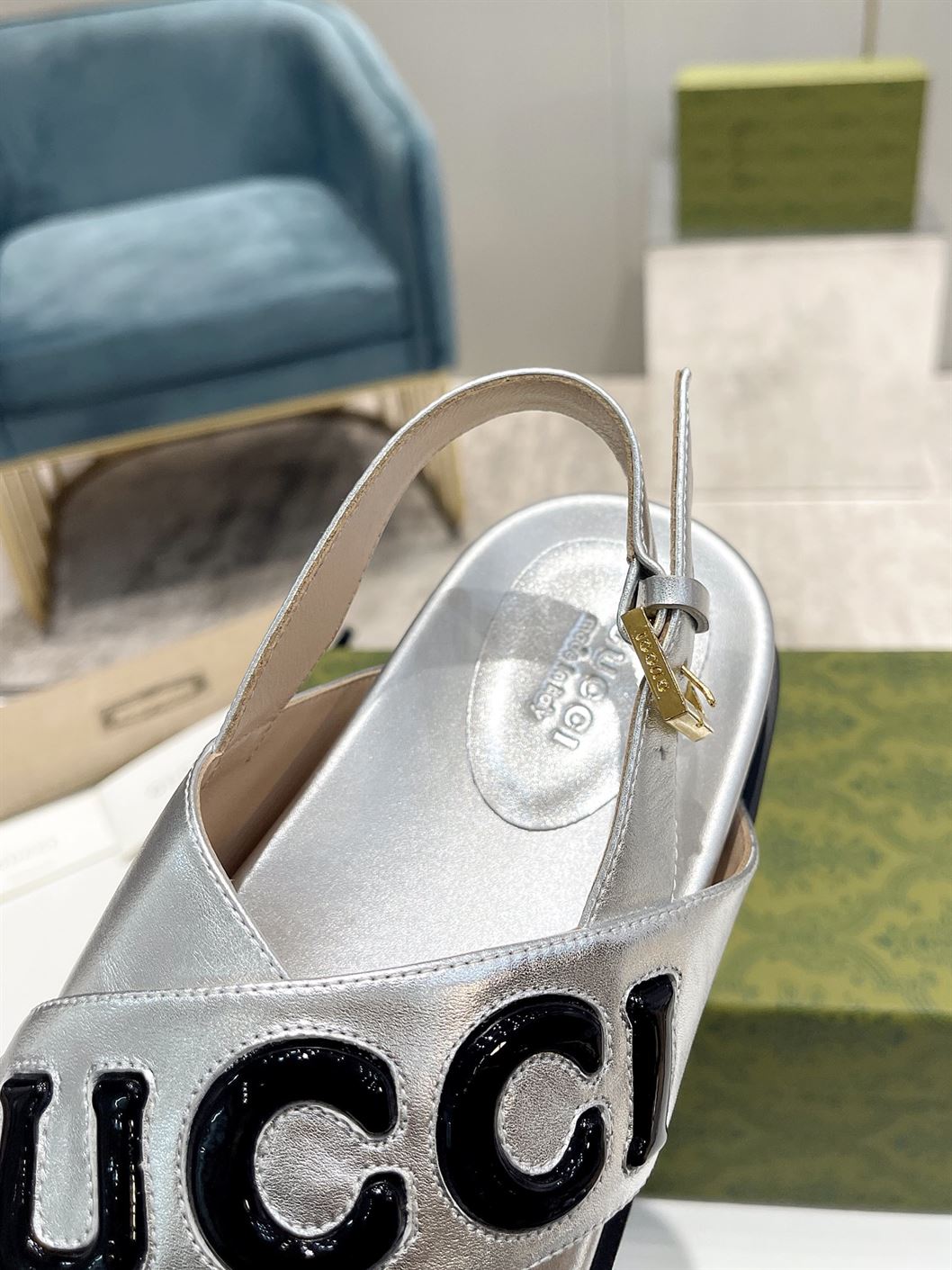 GUCCI MEN’S GUCCI SANDAL BLACK LEATHER – GSL011