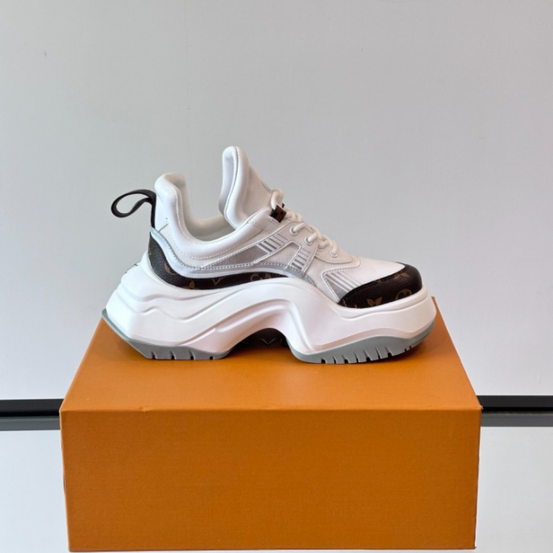 Louis Vuitton Archlight Sneaker – LVS219
